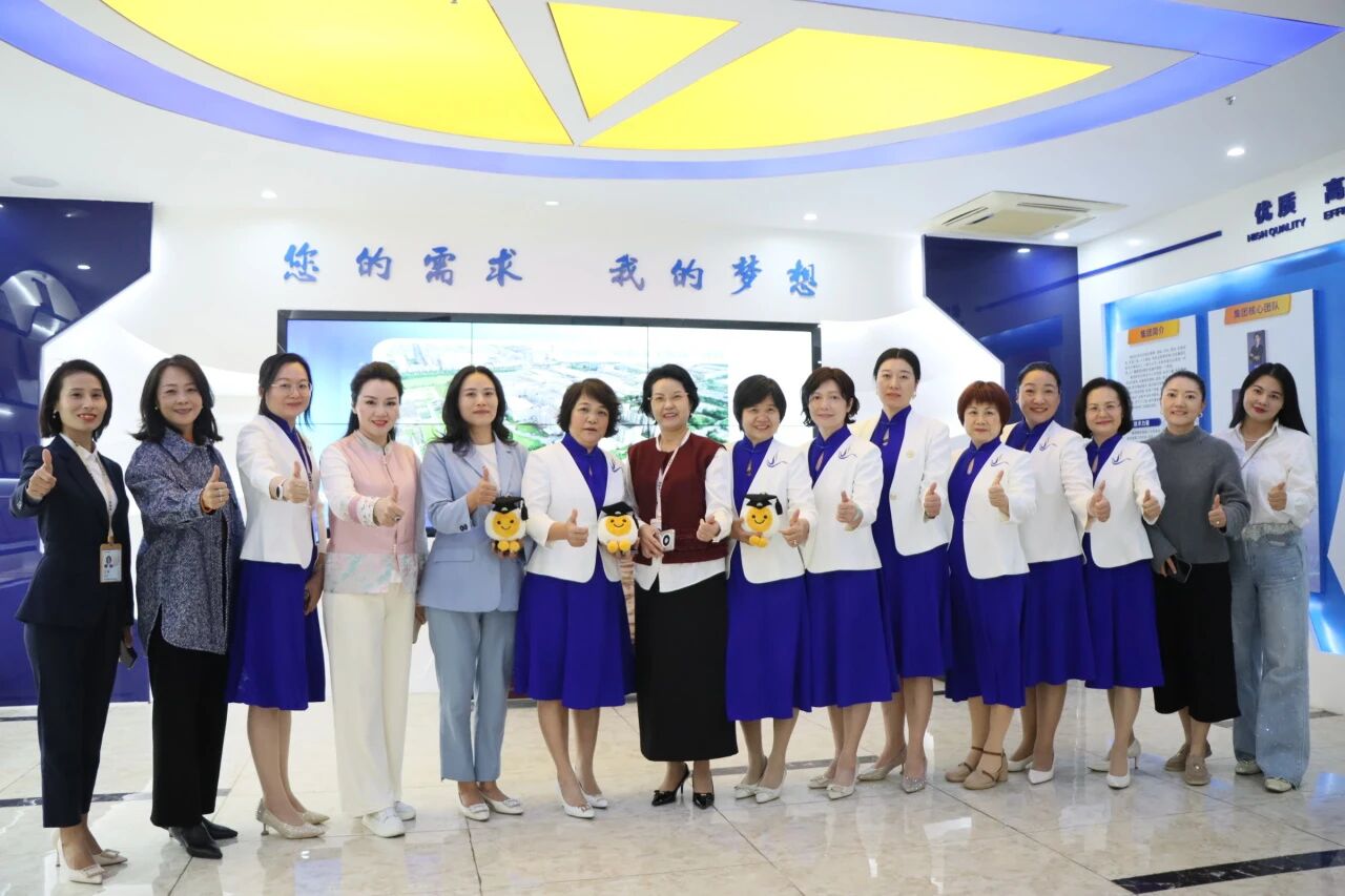 J9集团集团丨东菽愿铣桥笠导倚嶙呓鳭9集团，共探AI赋能女性新机缘